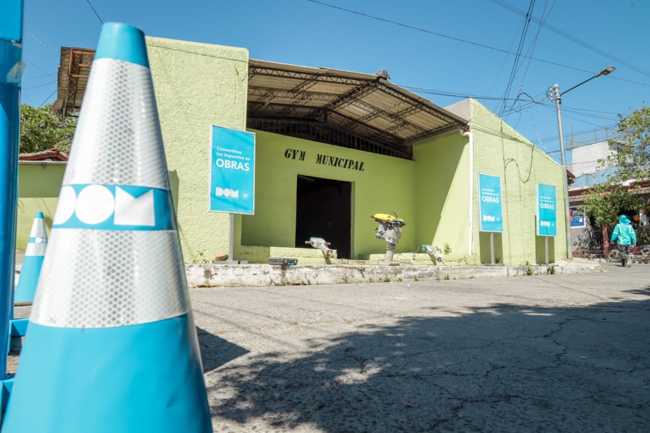 dom-inicia-construccion-de-nuevo-centro-deportivo-en-la-laguna-chalatenango